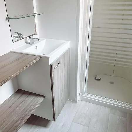 Camping 3 Bedroom Leï Suves - Joycasa *