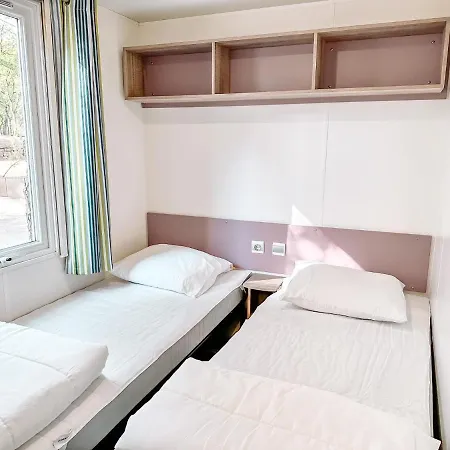 3 Bedroom Lei Suves - Joycasa